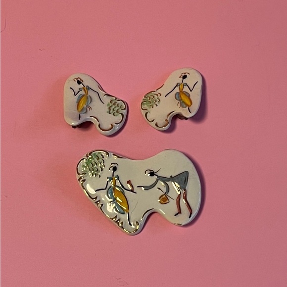 Set of Vintage clip on earrings and brooch made in Italy 1960s - Picture 1 of 4